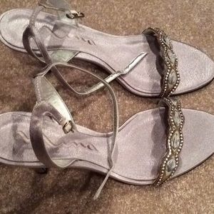 Nina silver shoes, 9.5